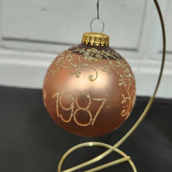 Vintage Krebs Masters on Silk Christmas Ornament - Picture 3 of 6